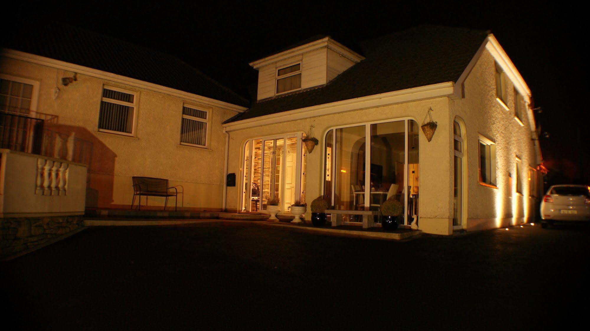Eske Villa Bed And Breakfast Donegal Town Buitenkant foto